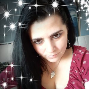 Meet your Posher, Corina